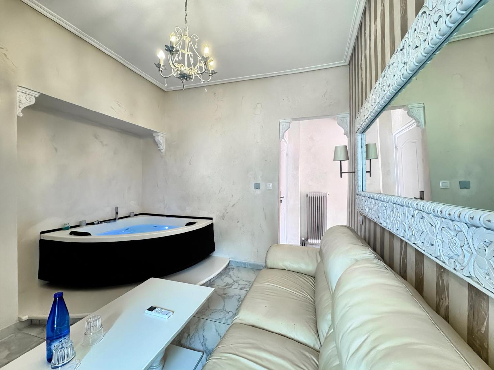 Panorama Suites & Spa - Adults Only Stómion Habitación foto