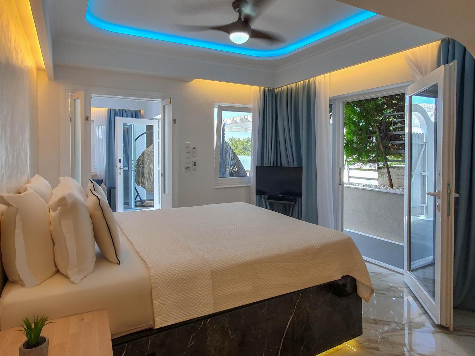 Panorama Suites & Spa - Adults Only Stómion Habitación foto