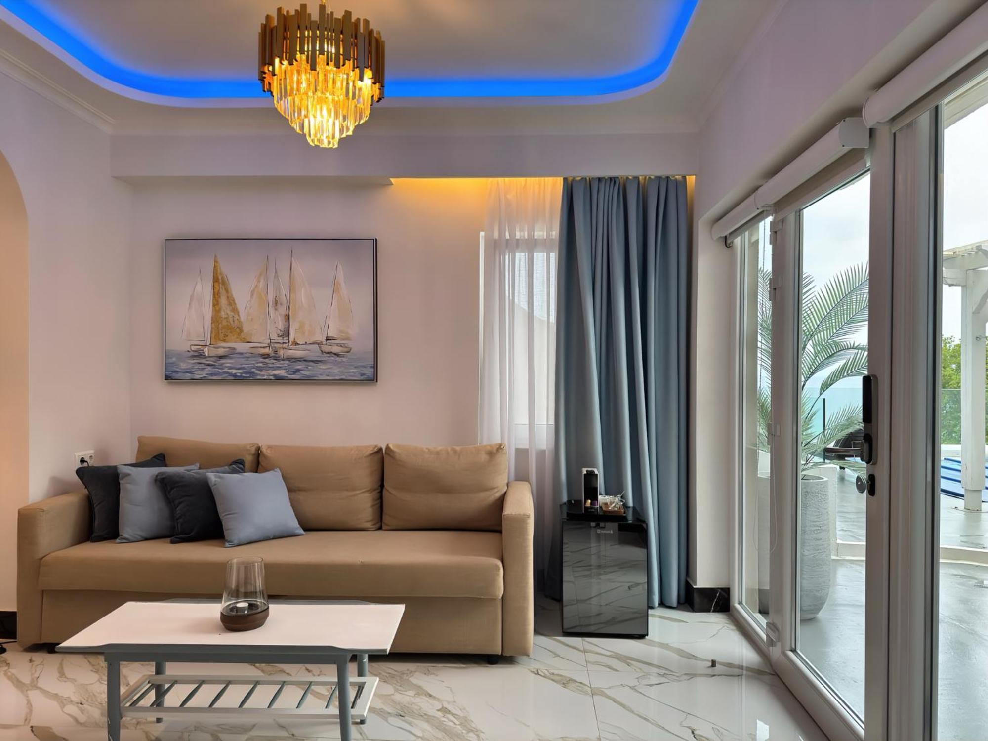 Panorama Suites & Spa - Adults Only Stómion Habitación foto